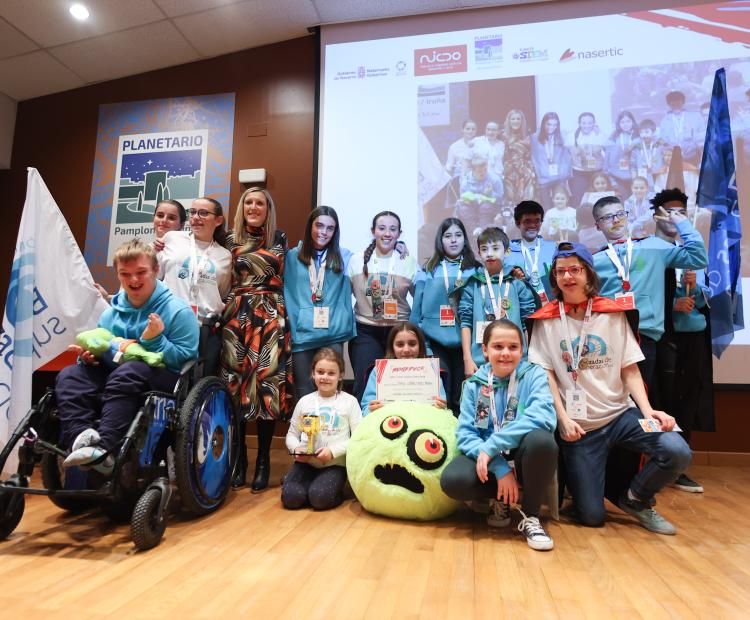 La consejera Fanlo ha clausurado este domingo, en el Planetario de Pamplona, el torneo FIRST LEGO League Navarra